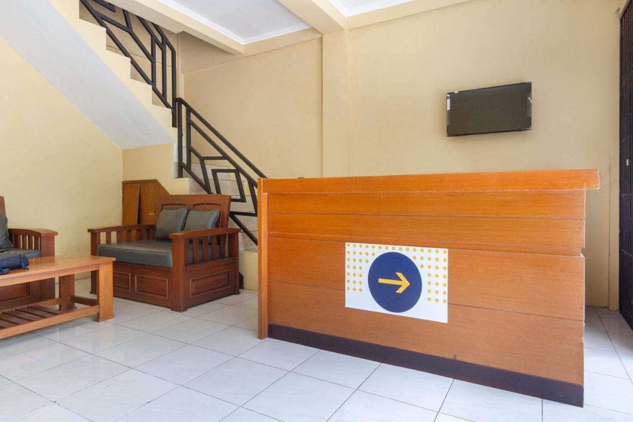 Spot On 2891 999 Guest House Sumedang Екстериор снимка
